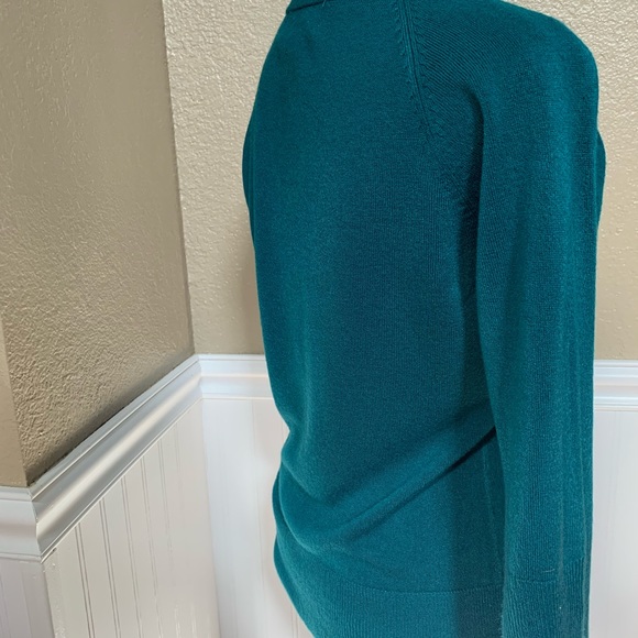 Unites States sweaters. In teal. - Picture 4 of 4